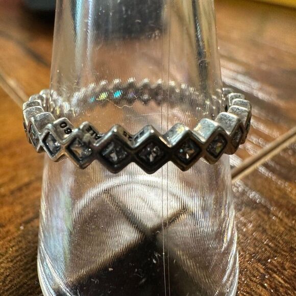 AUTHENTIC PANDORA ALLURING PRINCESS STACKING RING Size 5 (50)190944CZ Retired - Picture 1 of 3